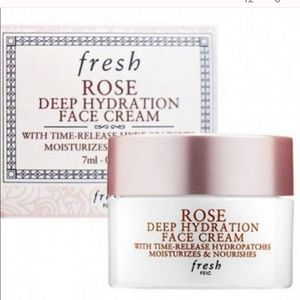 π¦6/$25 Fresh Rose Deep Hydration Cream New Travel